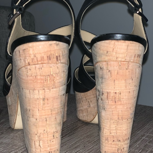 Michael Kors platforms - Picture 2 of 3